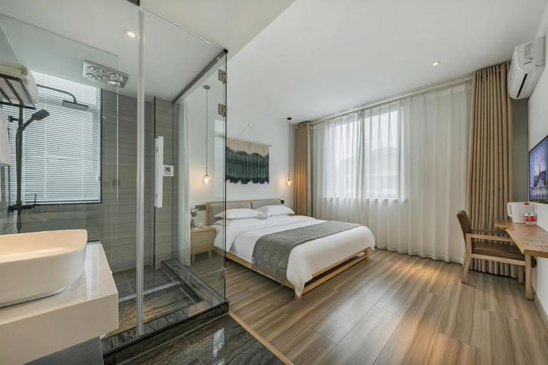 Bedroom 15