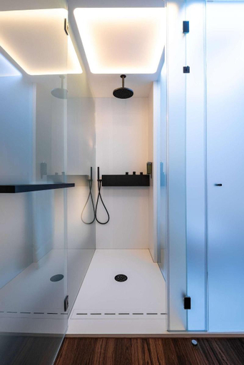 Bathroom 4, A-STAY Antwerp, Antwerpen