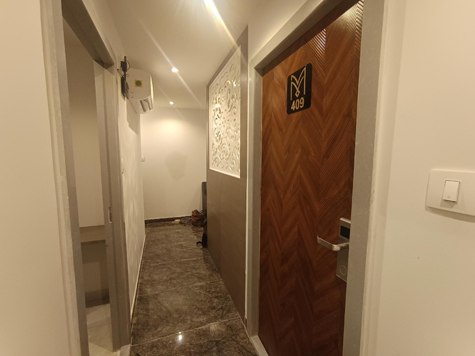 Public Area 2, Hotel Metromax Andheri, Mumbai Suburban