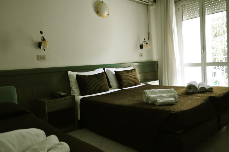 Bedroom 3, Esedra, Rimini