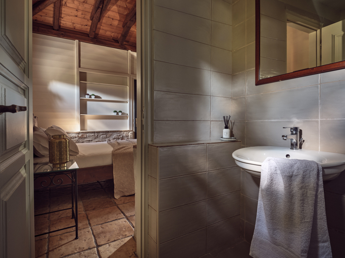 Bathroom 3, Leeda's Villas, Ionian Islands