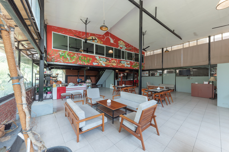 Food & Drinks 4, Sans Stay Skyland Pasteur Bandung, Bandung