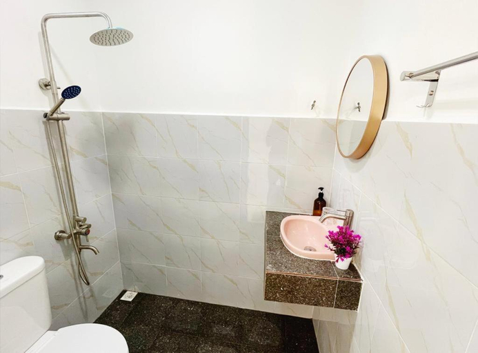 Bathroom 3, WIWI Village, Kemaman
