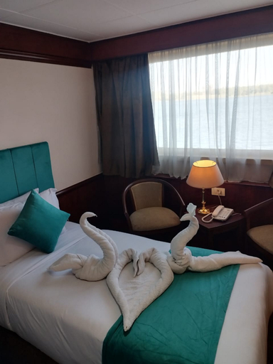 Bedroom 4, Prince Omar Cruise, Giza