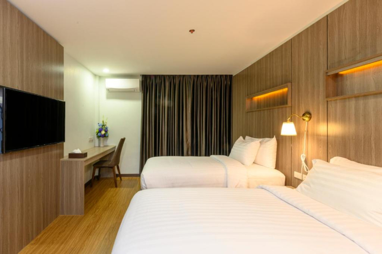 Bedroom 23