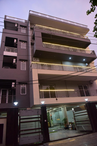 Others 3, Hotel wedlock premium medenta, Karnal