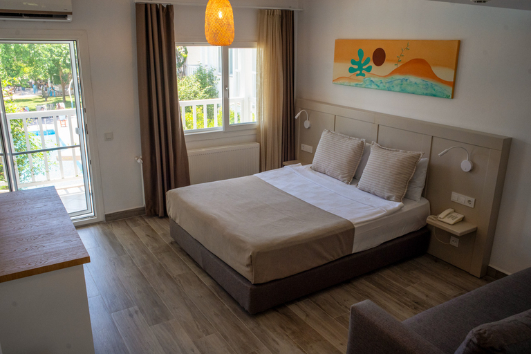 Bedroom 3, Otel Gümüslük, Bodrum
