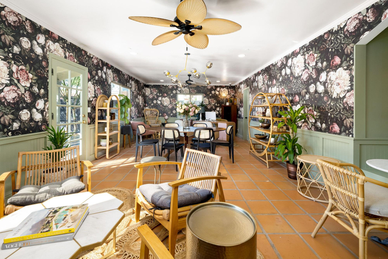 Public Area, Fleur Noire Hotel, Riverside