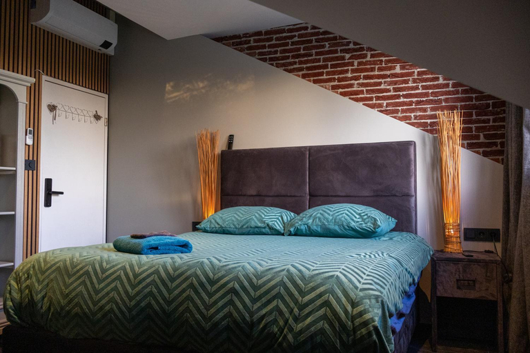 Others 3, Koraal - Comfortabele kamer bij B&B Gezond aan Zee - Exclusief Wellnesstuin, Goedereede