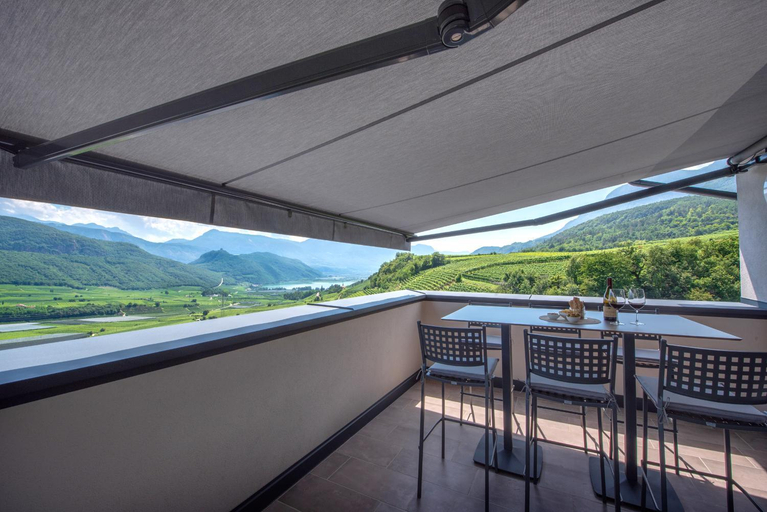 Others 2, Villa Barleit, Bolzano
