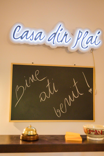 Food & Drinks 4, Casa din Plai, Provita De Sus