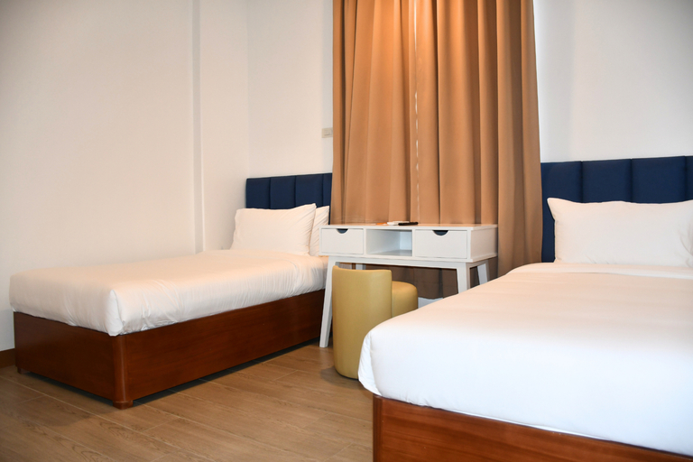 Coast Wise Hotel Room Type - Deluxe Room
