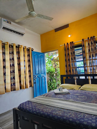 Bedroom 3, Peace and love beach homestay, Alappuzha