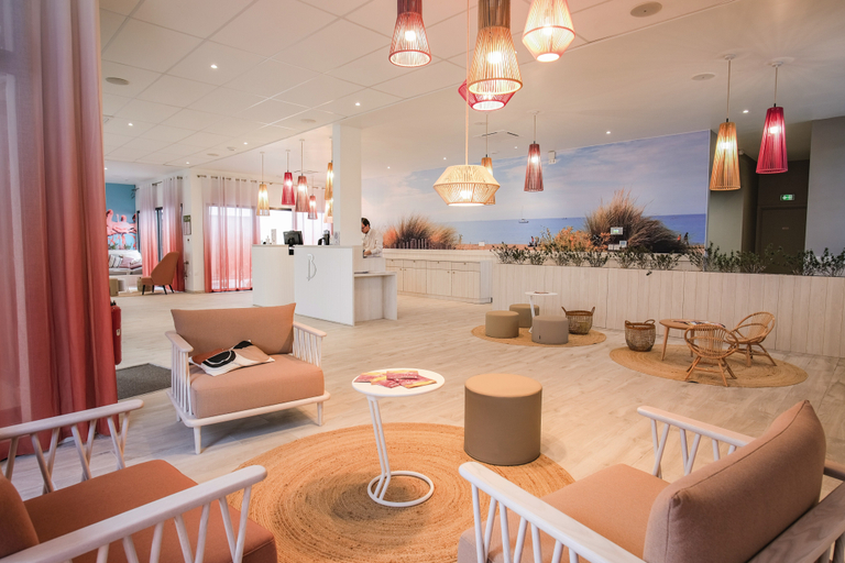 Public Area, Port Camargue "Les Salins", Gard