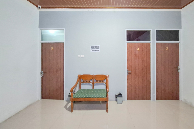 Others 4, RedDoorz Syariah @ Fariza Guesthouse Kendal, Kendal