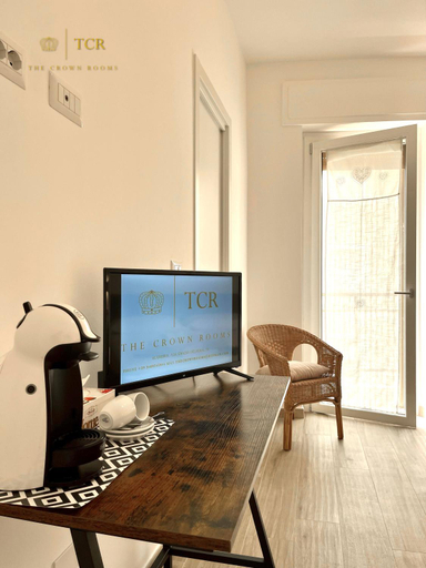 Others 3, The Crown Rooms, Sassari