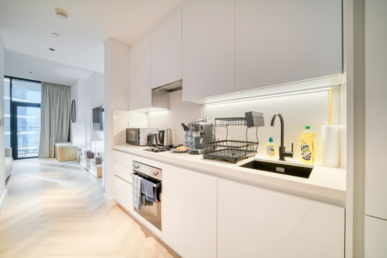 Others 4, Luxury Studios with Burj Khalifa View - Marquise Square Tower, Dubai