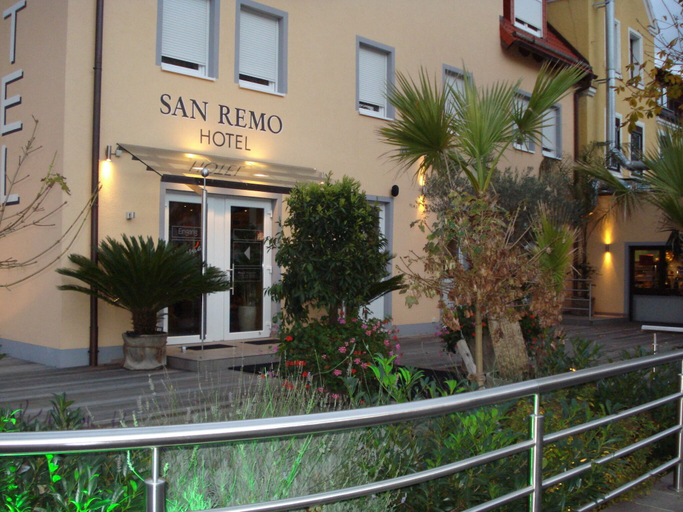 Exterior & Views 2, San Remo Fine.Food.Hotel, Nürnberg