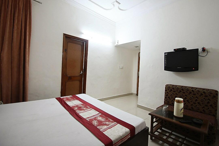 Others 2, Hotel Rama Palace Katra, Reasi