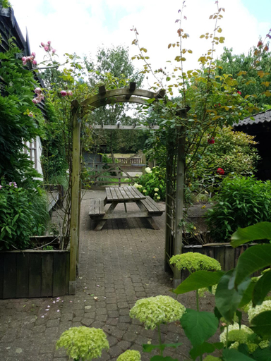 Garden 2, B&B Land of Tir Nan Og, Antwerpen
