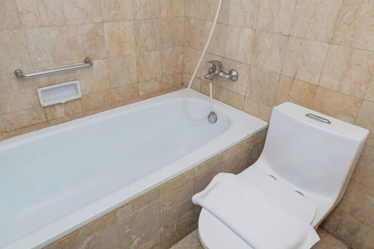 Bathroom 4