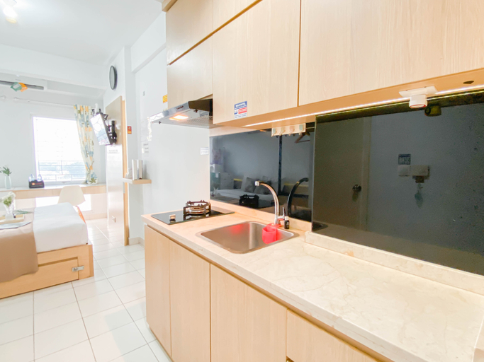 Others 4, Comfy and Tidy Studio at Patraland Urbano Apartment By Travelio, Bekasi