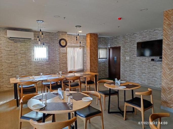 Food & Drinks, NK Residency, Kamrup Metropolitan