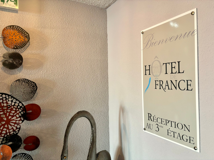 Bathroom 4, Hotel de France contact-hotel, Haute-Savoie