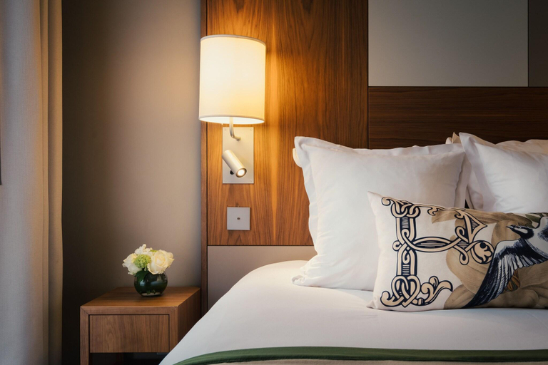 Bedroom 2, Hôtel Le Tourville by Inwood Hotels, Paris