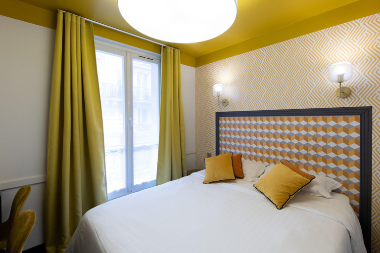 Bedroom 3, Gerando, Paris