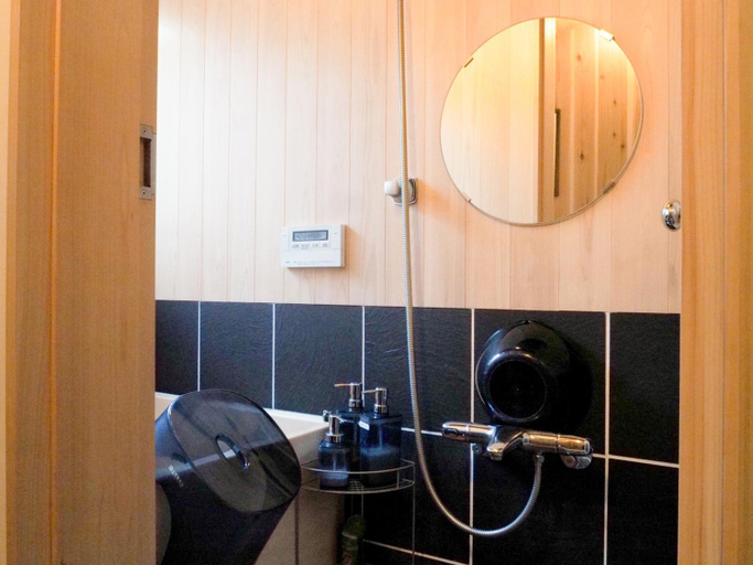 Bathroom 3, Traditional Japanese House Saikaan, Maizuru