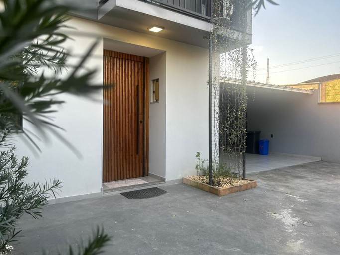 Exterior & Views 2, GEMINADO CASA 1 ALTO PADRÃO 4 QUARTOS, Joinvile