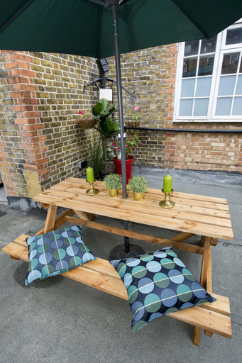 Public Area 2, Monopoly Accommodations, London