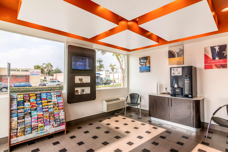 Public Area 3, Motel 6 Los Angeles - Bell Gardens, Los Angeles