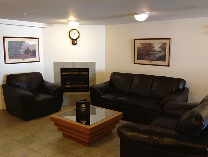 Public Area 2, The Kanata Inns Invermere, East Kootenay