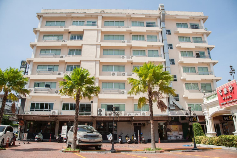 Exterior 17
