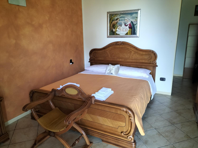 Bedroom 3, Peace and Relax, Reggio Di Calabria