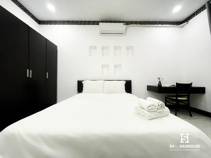 Bedroom 14