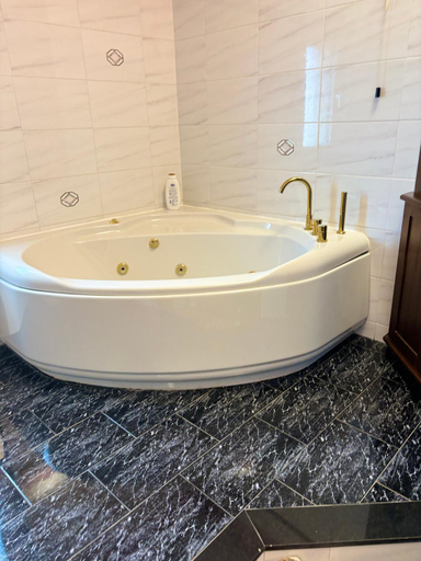 Bathroom 3, Villa Amalia, Cosenza