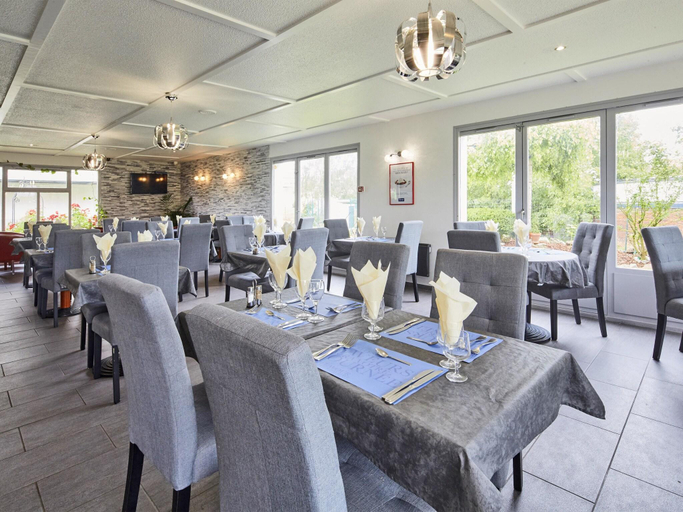 Food & Drinks 5, Kyriad Cambrai, Nord