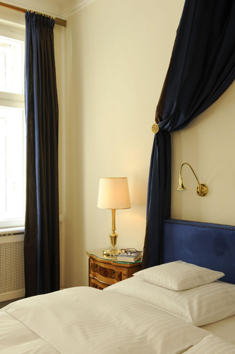 Bedroom 3, Hotel Splendid-Dollmann, München