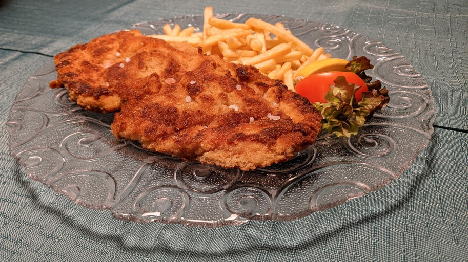 Food & Drinks 5, Gasthof - Hotel Zum Lowen, Lichtenfels