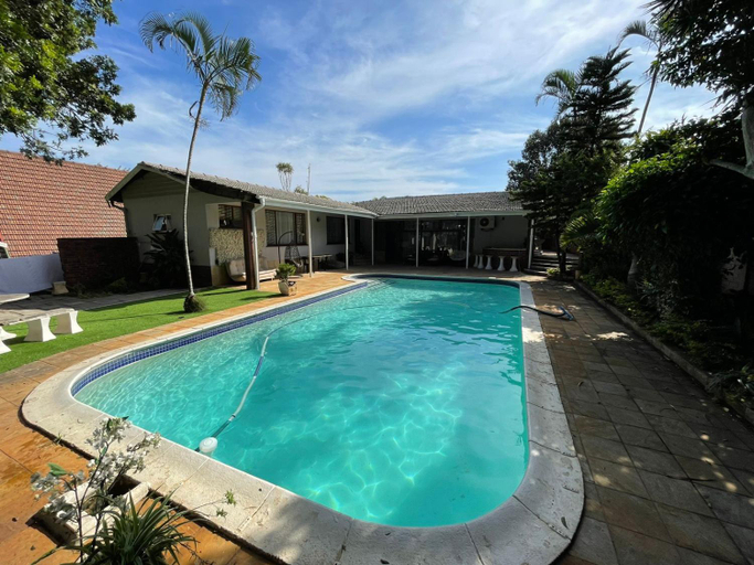 Sport & Beauty 5, Mbathos guesthouse, eThekwini