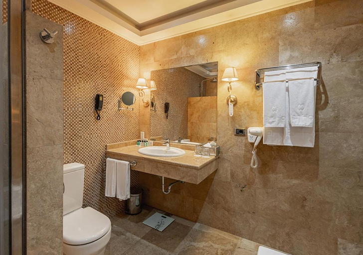 Bathroom 5, Hotel National Armenia, Yerevan