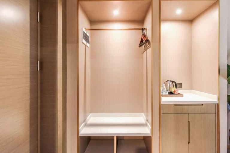 Bathroom 9