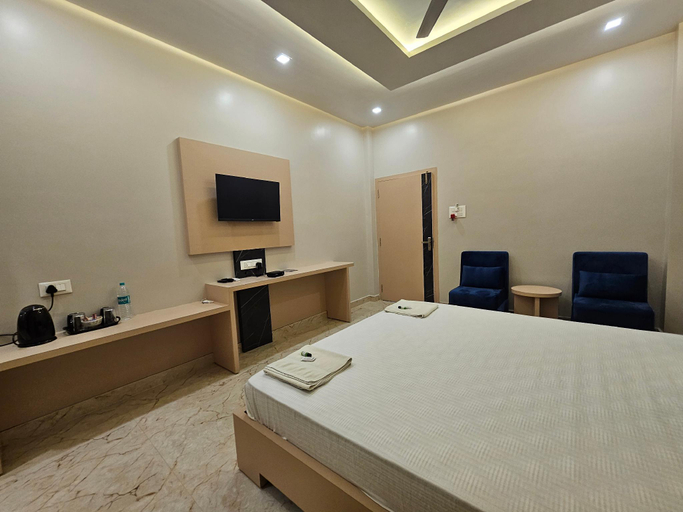 Others 3, Hotel Rishiraj, Jorhat