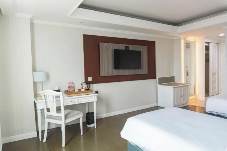 Bedroom 9