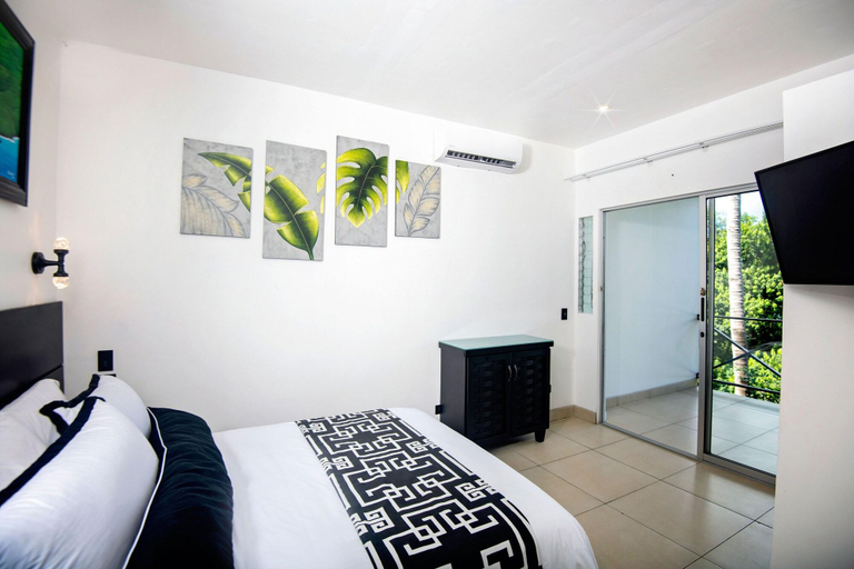 Bedroom 2, Villa Roca, Aguirre