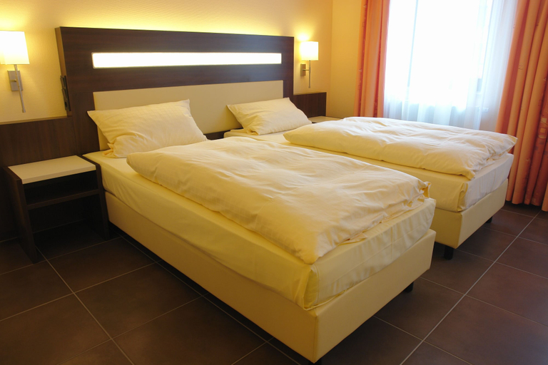 Bedroom 3, San Remo Fine.Food.Hotel, Nürnberg