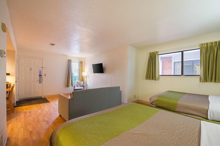 Bedroom 3, Studio 6 Extended Stay - Greensboro, NC, Guilford